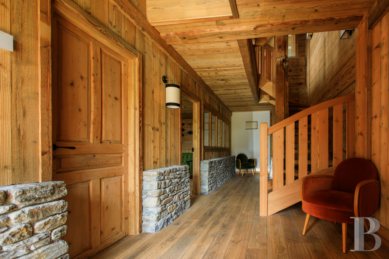 A 19th-century farmhouse preserved in its original state and completely renovated at the foot of Mont d'Arbois, in Megève - photo  n°5